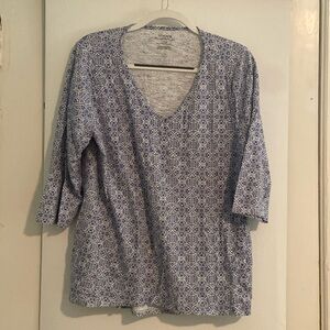 Chico’s Blue & White Top / 3/4 quarter length sleeves, Size L